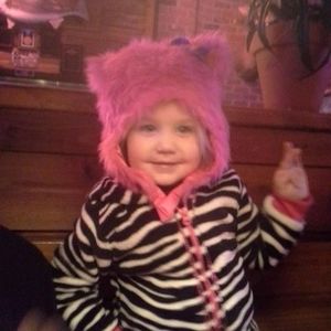 Meet your Posher, Eva